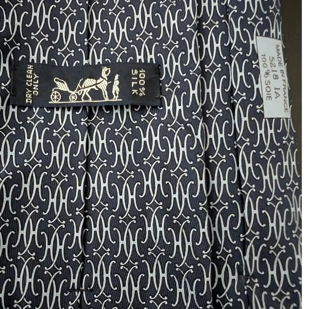 Vintage Hermès 100% Silk Men's Blue Tie With Light Blue H Designs